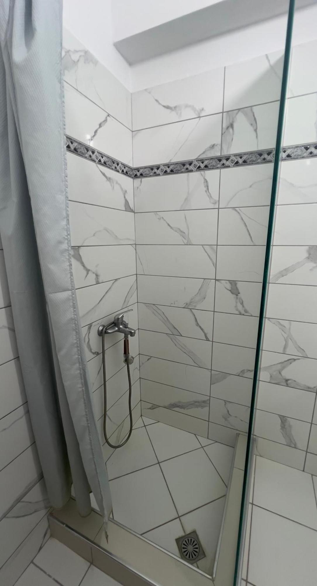 Apartments Eri Sarandë 外观 照片